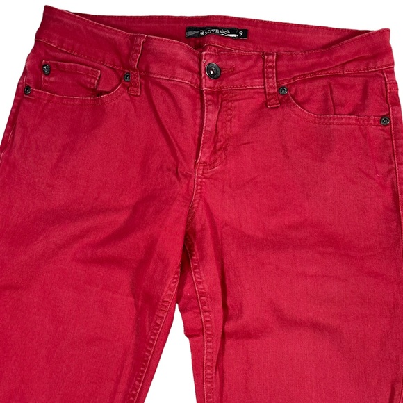 Lovesick size 9 red skinny pants, tiny skull studs, tiny heart on back pocket - Picture 2 of 8